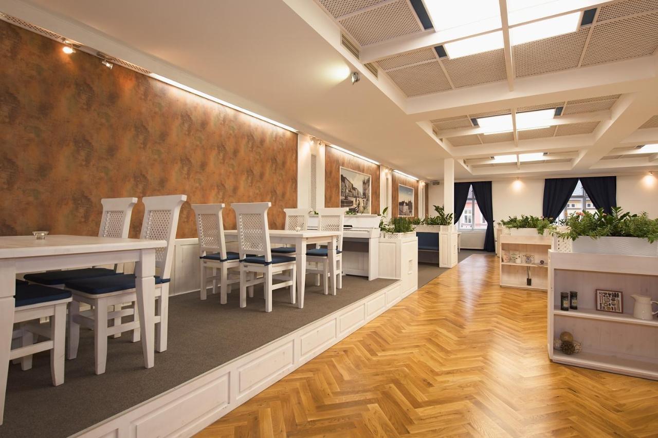Hotel Slavia Svitavy Exterior foto
